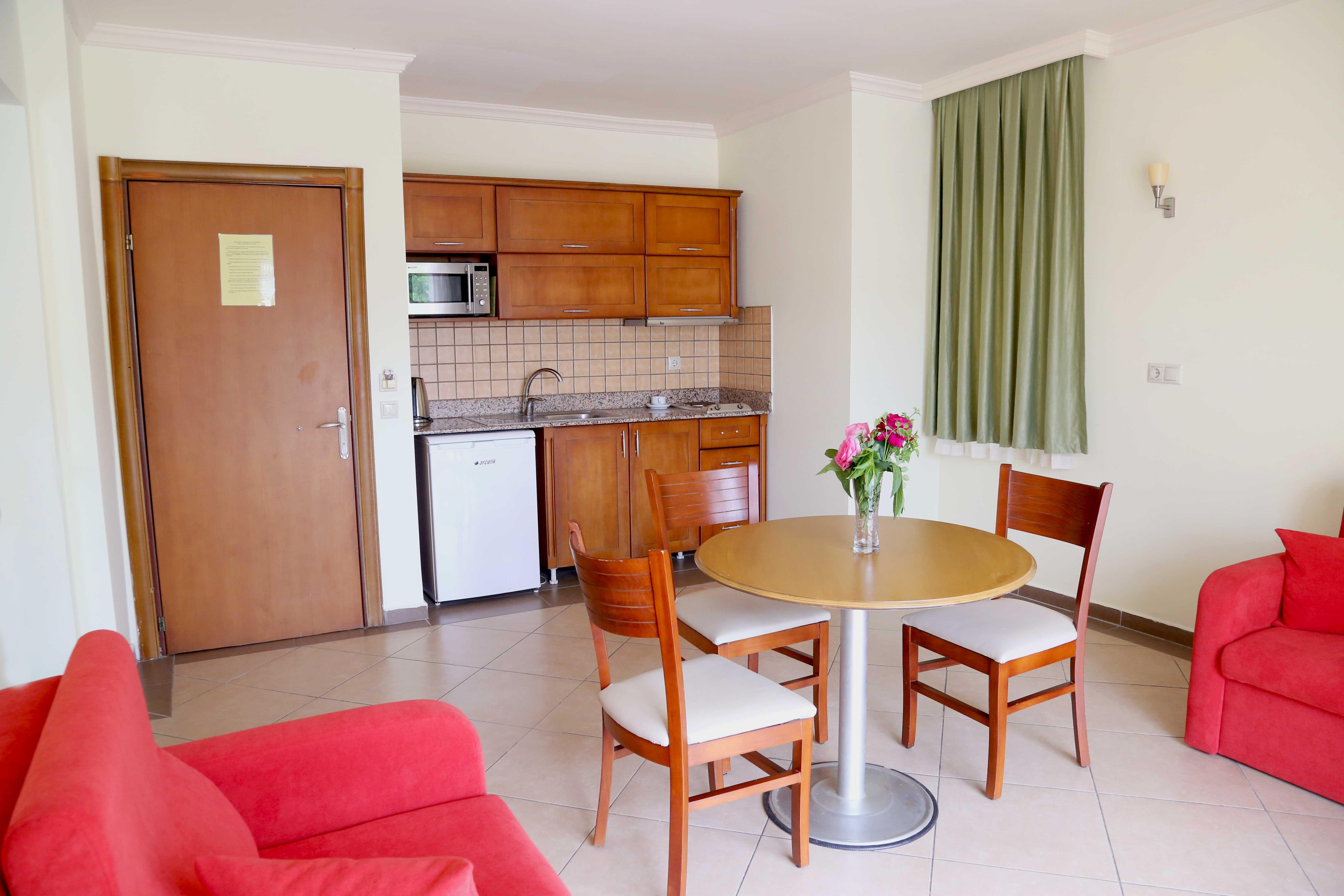 Club Karakas Apart Otel Marmaris Extérieur photo