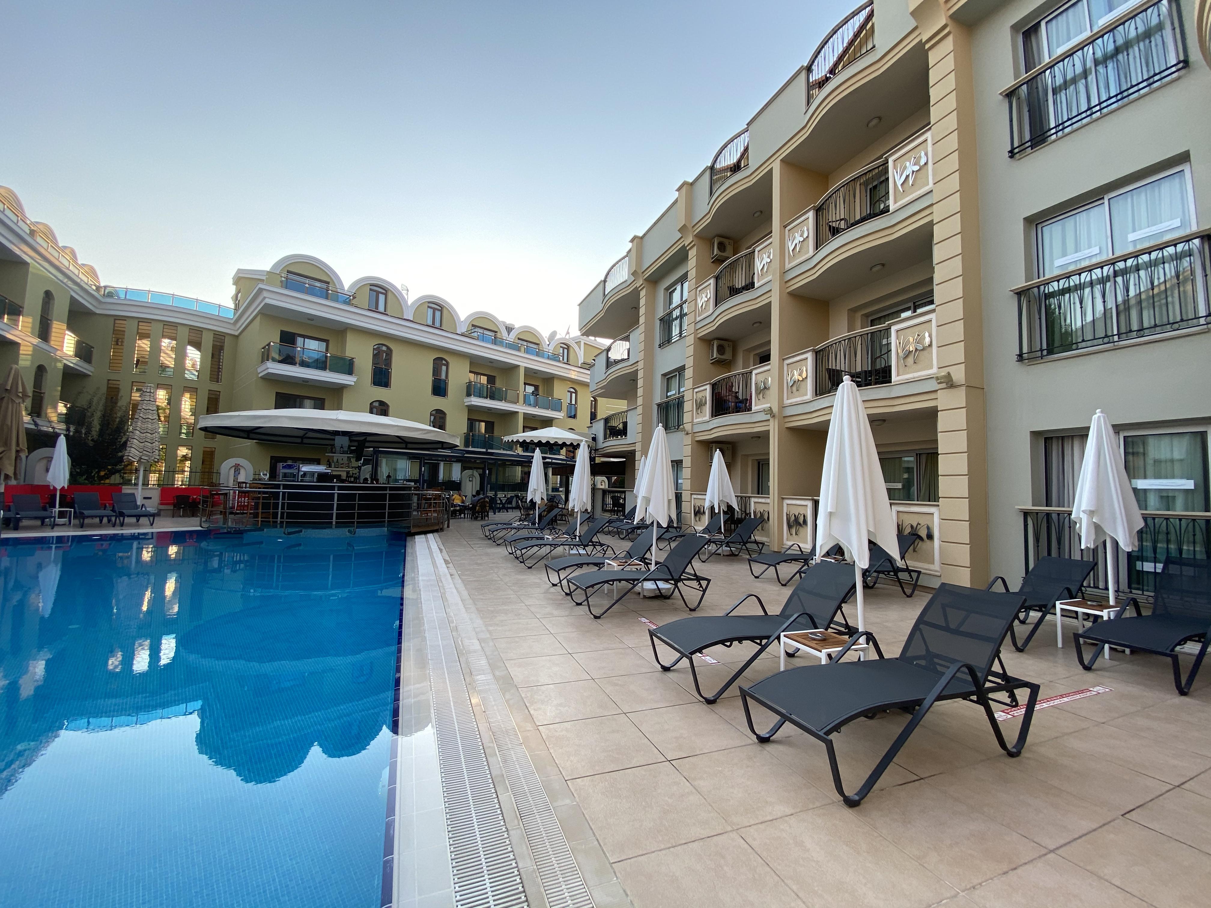 Club Karakas Apart Otel Marmaris Extérieur photo