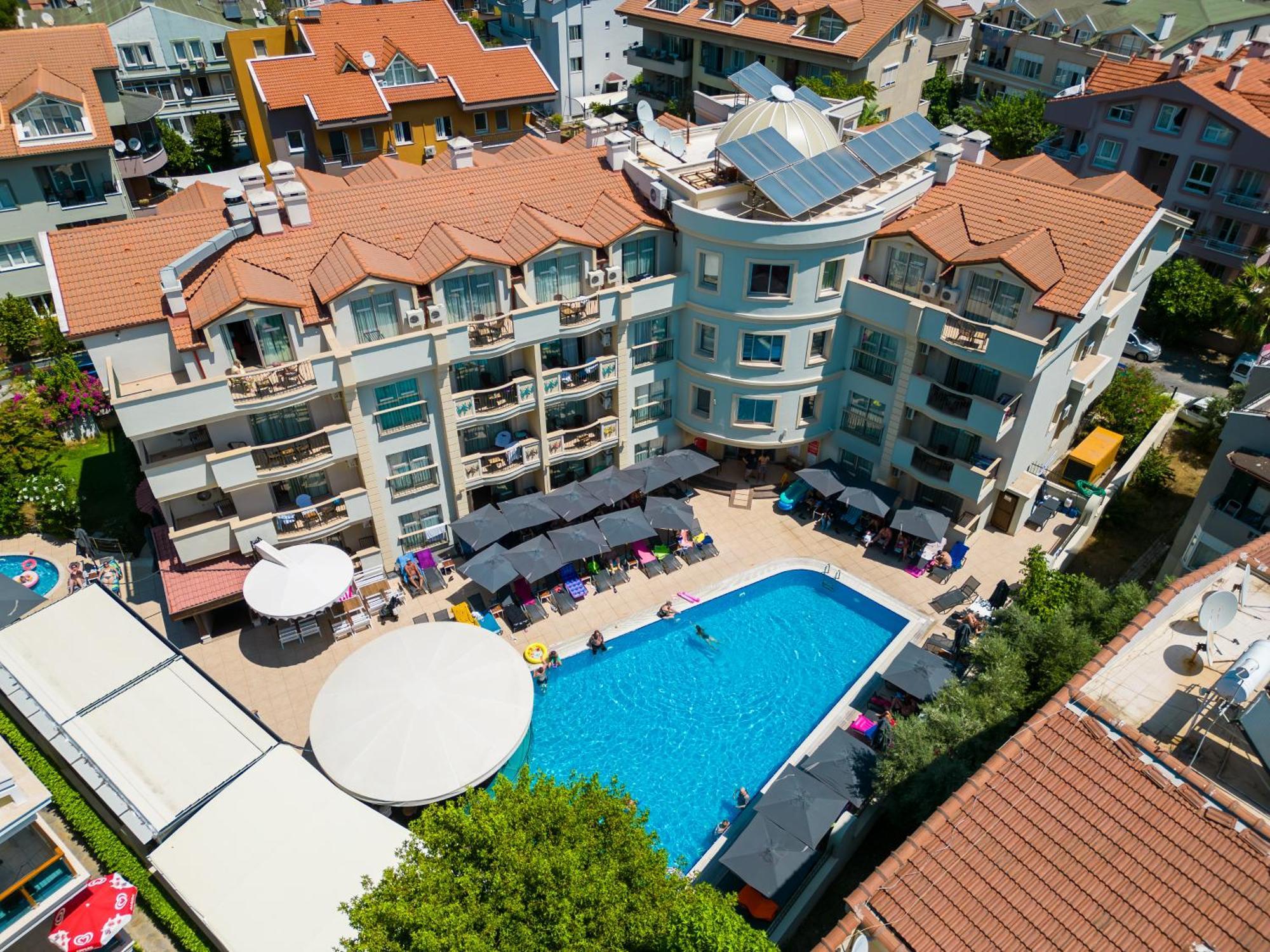 Club Karakas Apart Otel Marmaris Extérieur photo