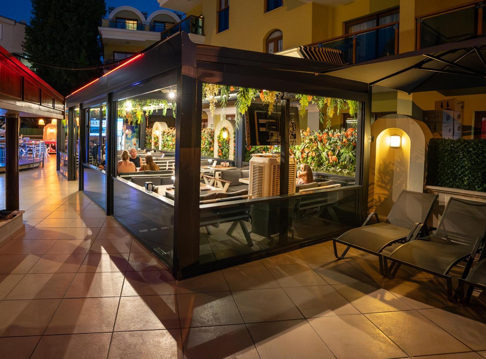 Club Karakas Apart Otel Marmaris Extérieur photo